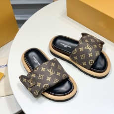 Louis Vuitton Slippers